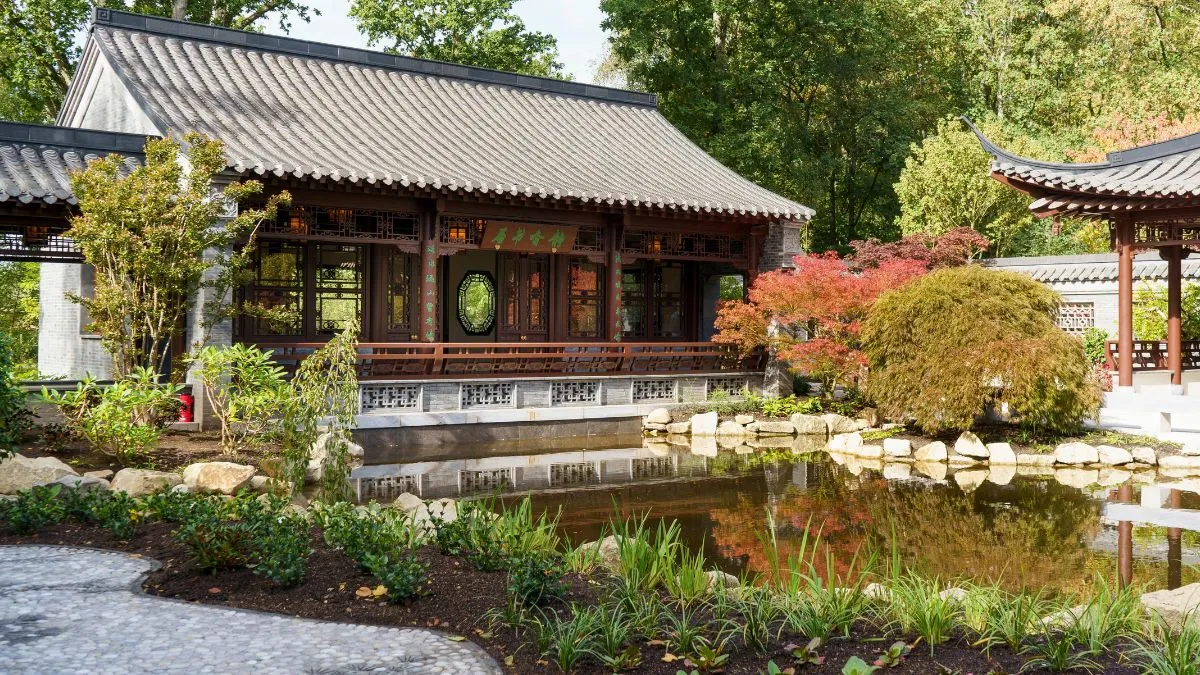 Chinese Garden Design – 8 Ideas You Can Use In Your Own Garden