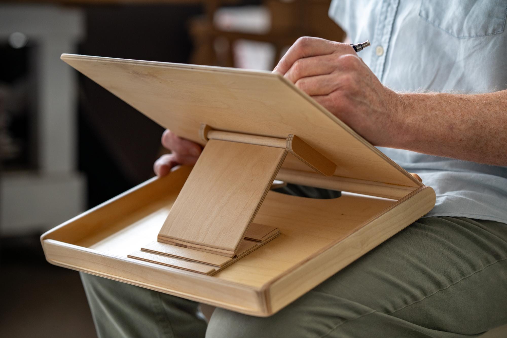 Bill Groot’s Handmade Lap Easel